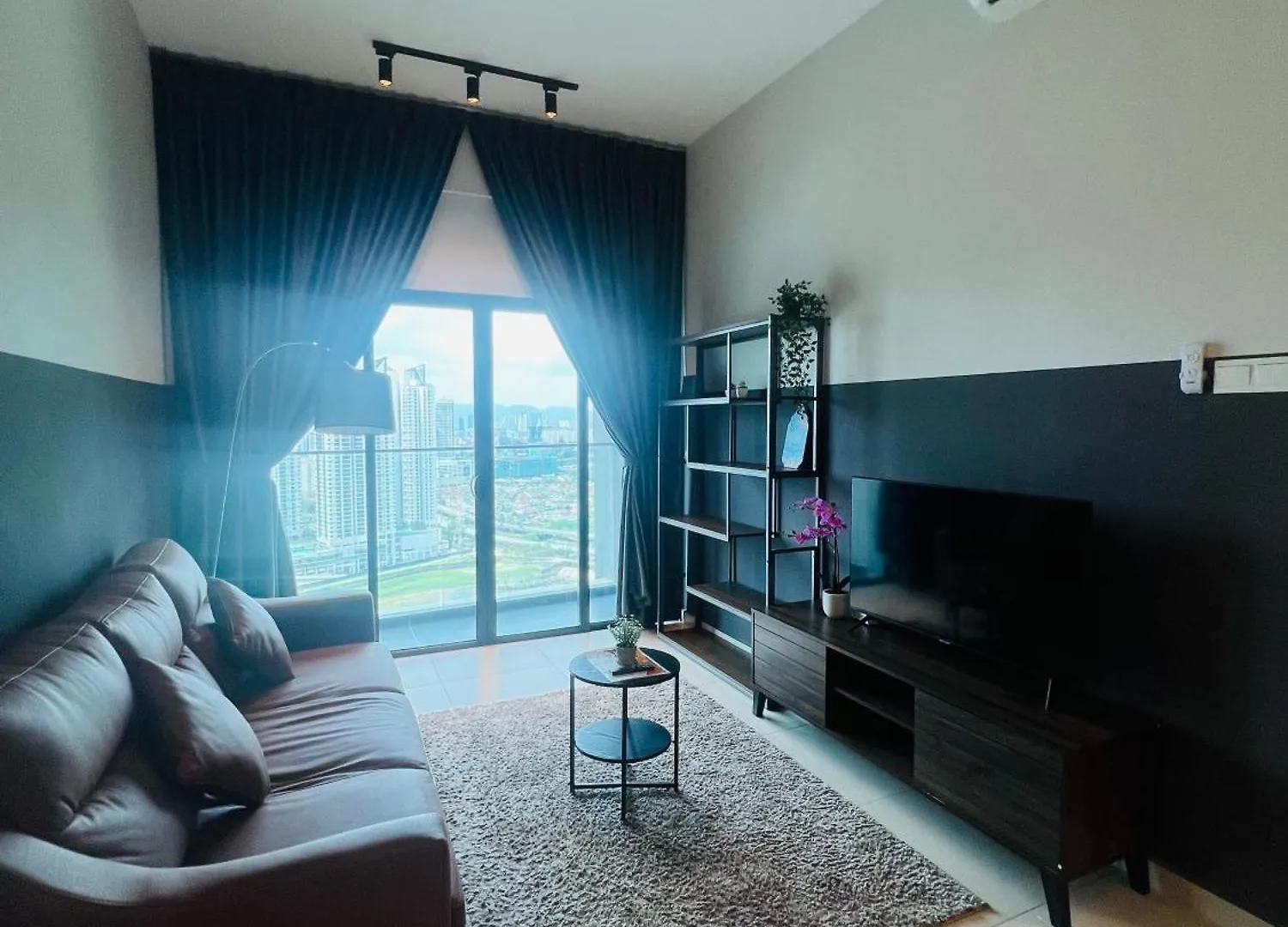 Reizz Residence By Elysium Kuala Lumpur Apartment